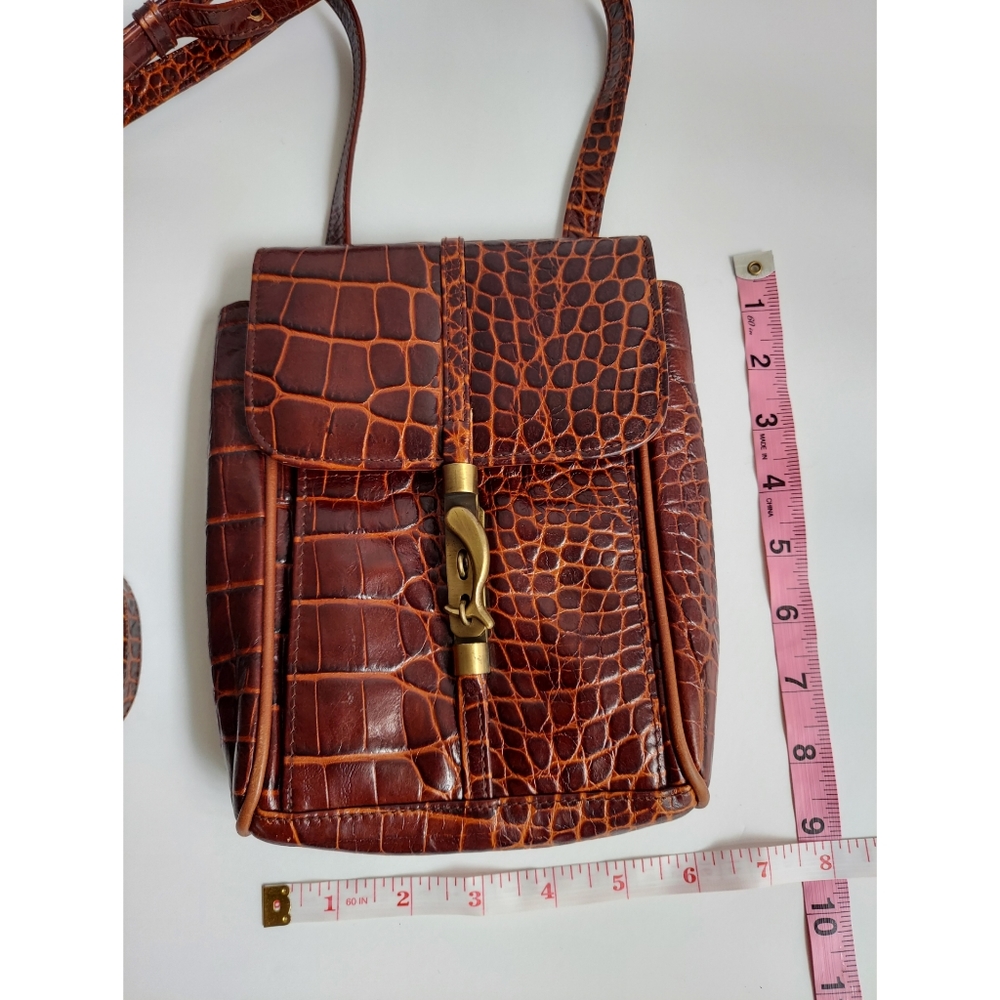 Linda Allard Ellen Tracy croc bag